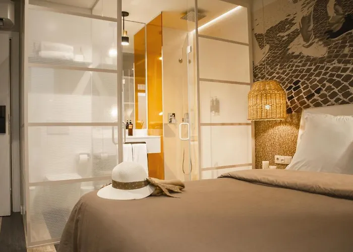 Select Liberdade Lisbon