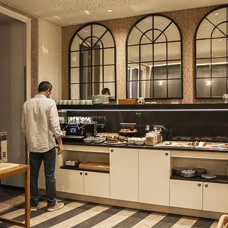 Select Liberdade Lissabon