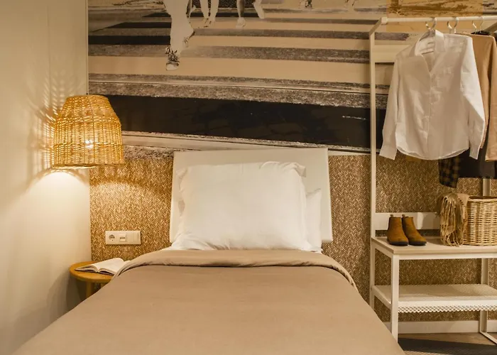 Select Liberdade 3* ליסבון