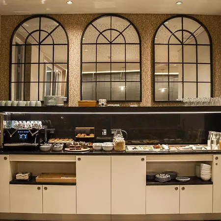 Select Liberdade Lisboa